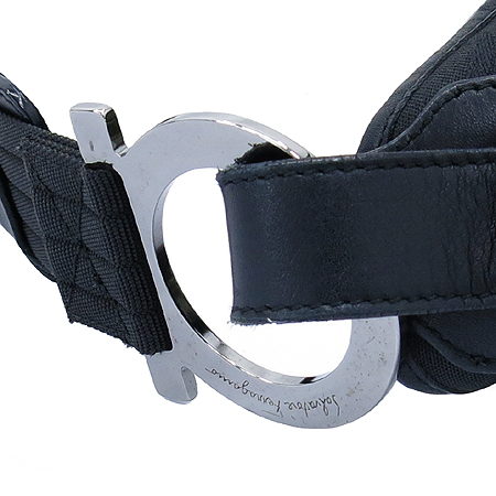 Ferragamo(��󰡸�) 21 5762 ��ġ�� �ΰ� �ڰ��� ����� �̹���3 - ���̺��� �߰���ǰ