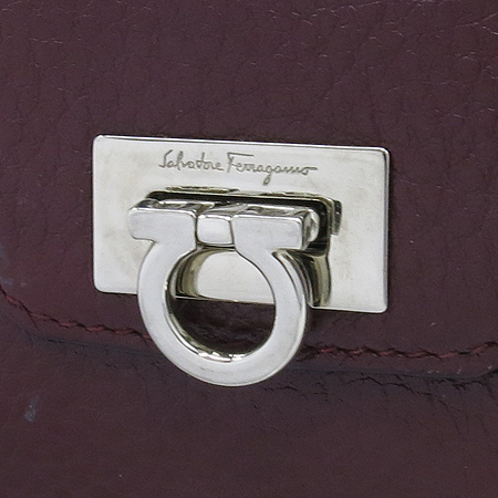 Ferragamo(��󰡸�) 22A556 ���� ��ġ�� ��� ������ �̹���3 - ���̺��� �߰���ǰ