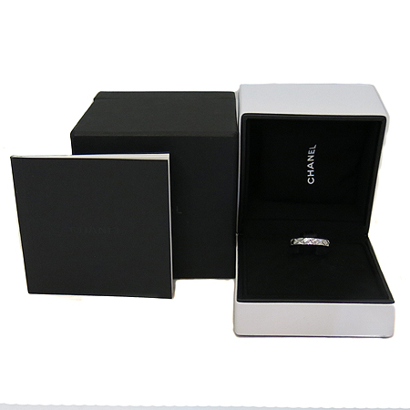 ����  ����