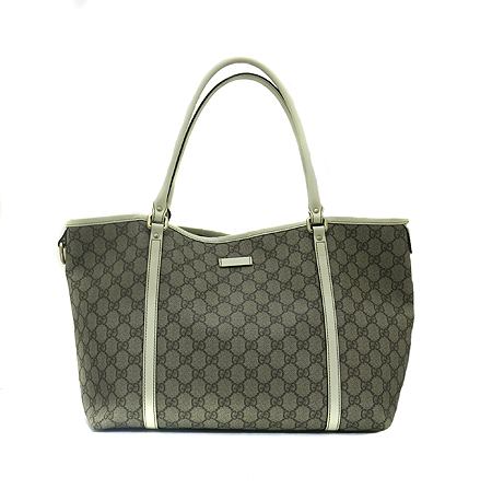 ����  �����