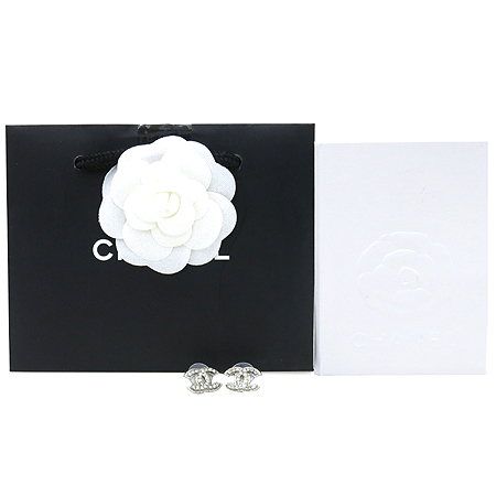 ����  �Ͱ���