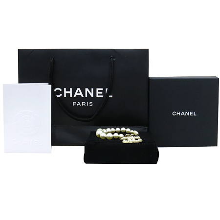 ����  ����