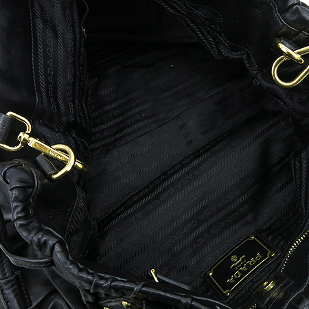 Prada(�����) BN1788 ��� ��Ż �ΰ� ���� NAPPA(�簡��) ������ ��Ʈ�� + �����Ʈ�� �̹���6 - ���̺��� �߰���ǰ