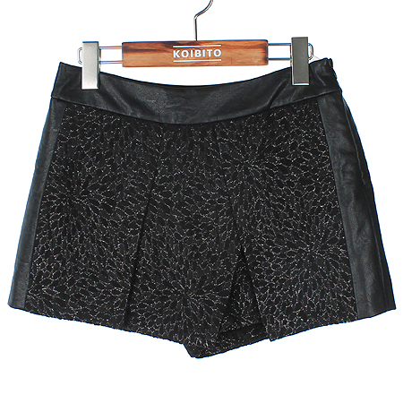 �����̽�Ʈ  �ݹ���