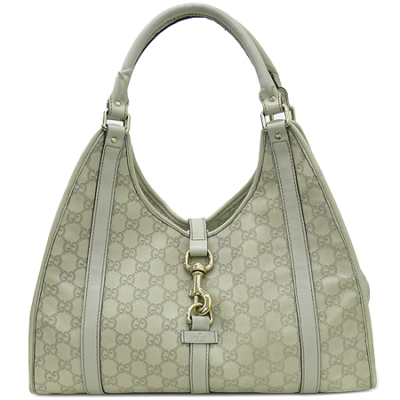 ����  �����