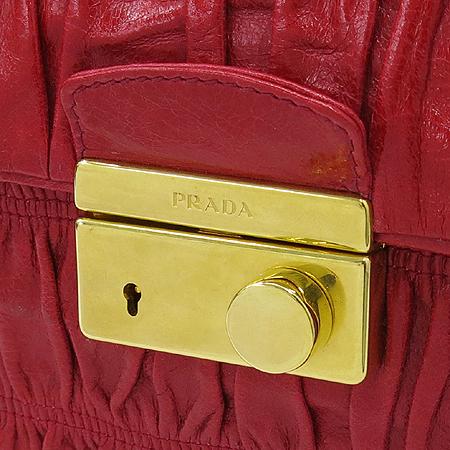 Prada(�����) ���� ���� NAPPA GUAFRE(���� ������) ���� ü�� ����� [��������] �̹���4 - ���̺��� �߰���ǰ