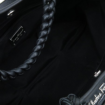 Ferragamo(��󰡸�) 21 C650 ���� �̴ϼ� �ΰ� ���� ���̴�Ʈ 2WAY �̹���5 - ���̺��� �߰���ǰ