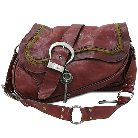 ���  �����