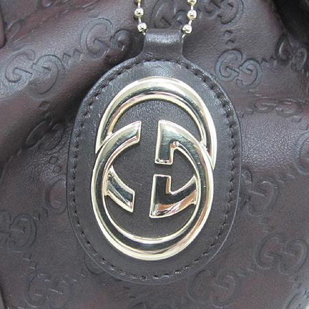 Gucci(����) 211943 GG �ΰ� �ø� ���� ��Ű ��Ʈ�� [�д����] �̹���5 - ���̺��� �߰���ǰ