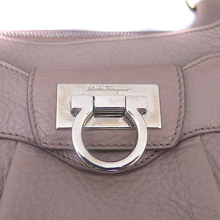 Ferragamo(��󰡸�) 21 A069  ����Ʈ ���� �÷� ���� ���� ��ġ�� ����� [��������] �̹���4 - ���̺��� �߰���ǰ