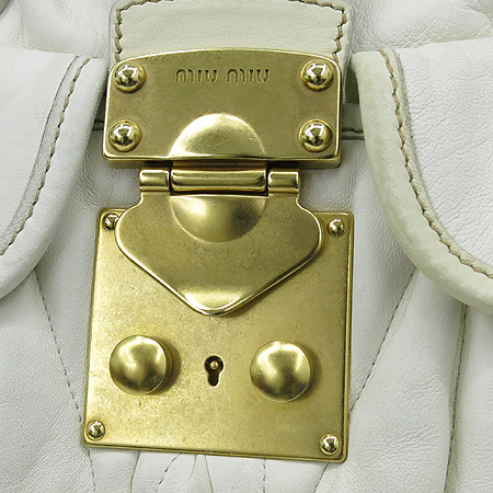 MiuMiu(�̿�̿�)  RR1737 ȭ��Ʈ ���� ���� �ΰ� ��� �ڹ� ��Ʈ�� �̹���4 - ���̺��� �߰���ǰ