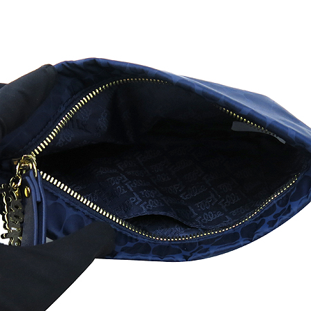 FOLLI FOLLI(��������) ���� �ΰ� ��� ��Ʈ�� �к긯 �Ŀ�ġ �̹���4 - ���̺��� �߰���ǰ