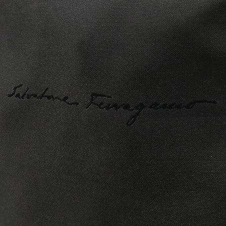 Ferragamo(��󰡸�) 24 8744 ���� �к긯 �ΰ� ��� ũ�ν��� �̹���3 - ���̺��� �߰���ǰ