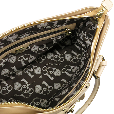 LOVCAT(����Ĺ) �ΰ� PVC  ���� ȥ�� ��Ʈ�� �̹���5 - ���̺��� �߰���ǰ