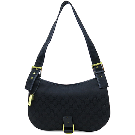 ����  �����