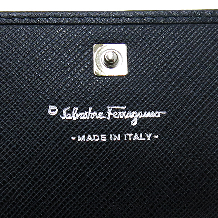 Ferragamo(��󰡸�) 22 A953 ���� ���ǾƳ� �ٶ� ���� ������ ������ �̹���5 - ���̺��� �߰���ǰ