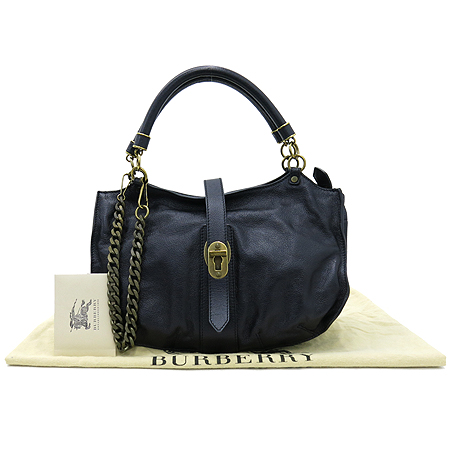 ������  �����