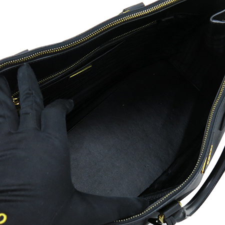 Prada(�����) BN1802 ���� SAFFIANO(���ǾƳ�) LUX(����) ��Ʈ�� �̹���6 - ���̺��� �߰���ǰ