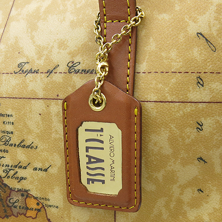 ALVIERO MARTINI(�˺񿡷θ���Ƽ��)  P110AS035 ���� Ŭ���� PVC ����� �̹���4 - ���̺��� �߰���ǰ