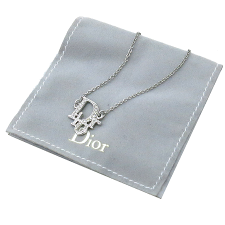 ���  �����