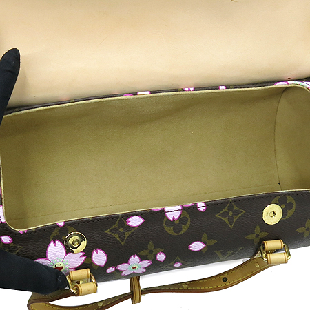 Louis Vuitton(���̺���) M92009 ���׷� ü������ ���ʷ� ��Ʈ�� �̹���5 - ���̺��� �߰���ǰ