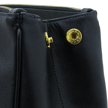 Prada(�����) BN1786 ���� SAFFIANO(���ǾƳ�) LUX(����) ��Ʈ�� �̹���5 - ���̺��� �߰���ǰ