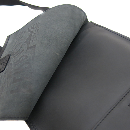 Ferragamo(��󰡸�) 24 7208 ���� ���� �ΰ� ������ ũ�ν��� [��������] �̹���4 - ���̺��� �߰���ǰ