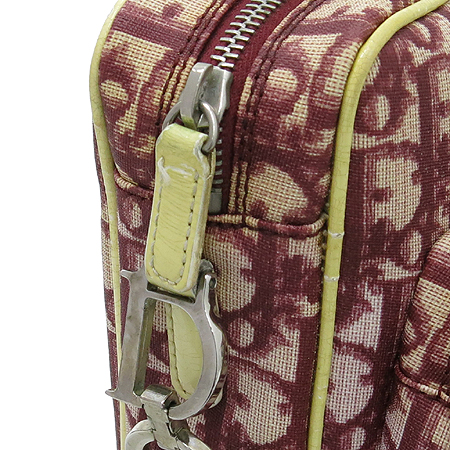 Dior(ũ����î���) �ΰ� PVC ũ�ν��� �̹���3 - ���̺��� �߰���ǰ