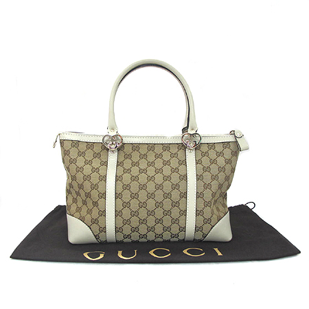 ����  �����