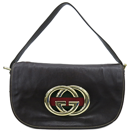 ����  �����