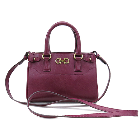 Ferragamo(��󰡸�) 21 E235 ���ǾƳ� ���� ���� ��ġ�� ��� �̴� ��Ʈ �� ũ�ν��� �̹���2 - ���̺��� �߰���ǰ