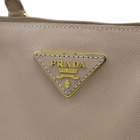 Prada(�����) BN1844 �ﰢ �ΰ� ��� ���ǾƳ� ��Ʈ�� �̹���4 - ���̺��� �߰���ǰ