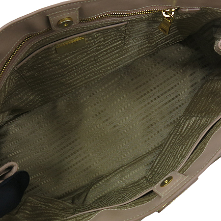 Prada(�����) BN1844 �ﰢ �ΰ� ��� ���ǾƳ� ��Ʈ�� �̹���6 - ���̺��� �߰���ǰ