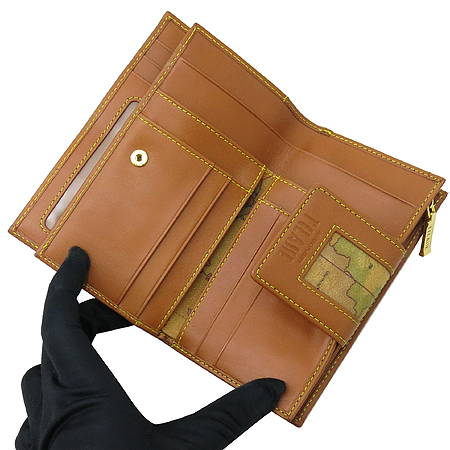 ALVIERO MARTINI(�˺񿡷� ����Ƽ��) �ΰ� PVC 3�� ������ �̹���4 - ���̺��� �߰���ǰ