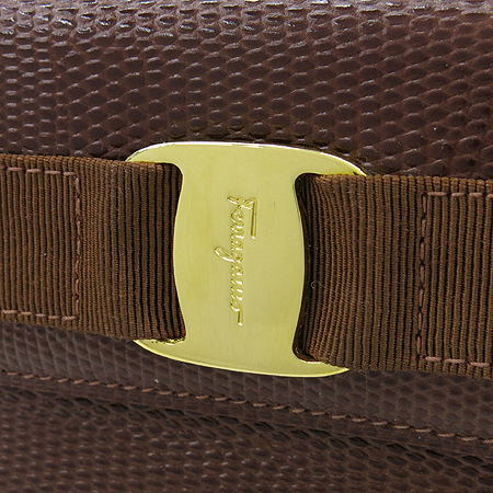 Ferragamo(��󰡸�) 223058 ���� ���� ���� �ٶ� ��� ������ �̹���3 - ���̺��� �߰���ǰ