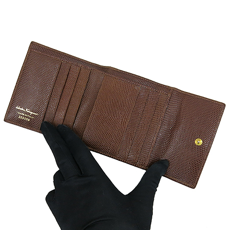 Ferragamo(��󰡸�) 223058 ���� ���� ���� �ٶ� ��� ������ �̹���4 - ���̺��� �߰���ǰ