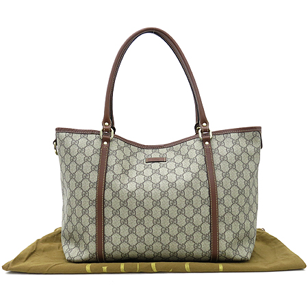 ����  �����