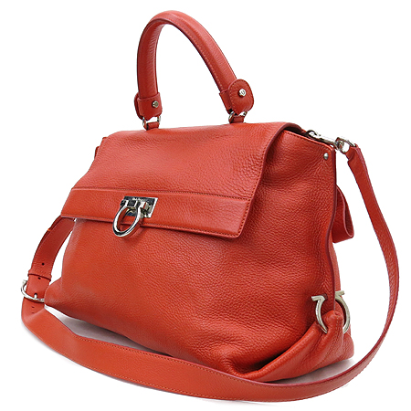 Ferragamo(��󰡸�) 21 A871 ������ ���� ���� ��ġ�� ��� ���Ǿ� 2WAY �̹���3 - ���̺��� �߰���ǰ
