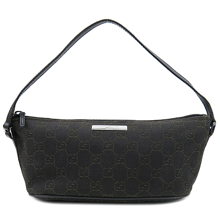 ����  �����