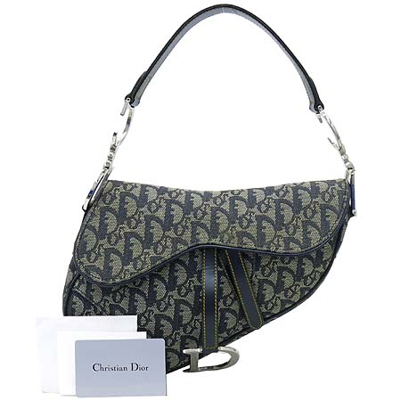 ���  �����