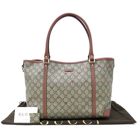 ����  �����