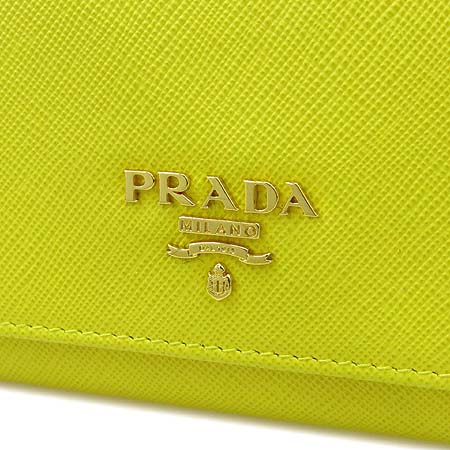 Prada(�����) 1M1290 ���ο� ���ǾƳ� ���� ������ + ü�� ��Ʈ�� �̹���3 - ���̺��� �߰���ǰ
