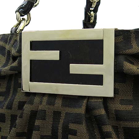 Fendi(���) 8BR616 ���� �ΰ� FF�ΰ� �ڰ��� ��ī ü�� ����� �̹���3 - ���̺��� �߰���ǰ