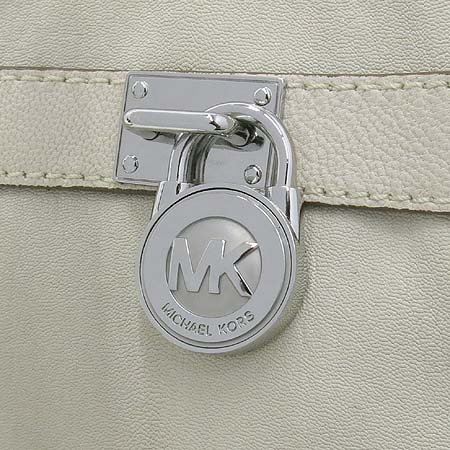 MICHAELKORS(����Ŭ�ھ) ���̺��� ���� �ع��� ũ�ν��� �̹���4 - ���̺��� �߰���ǰ