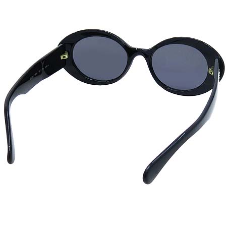 Escada(�������) E1230 ���� ť�� ��� ���۶� �̹���4 - ���̺��� �߰���ǰ