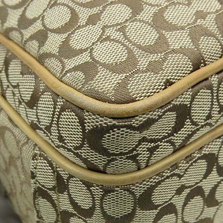 Coach(��ġ) �ñ״�ó �ڰ��� ���� �ΰ� ��� ũ�ν��� �̹���4 - ���̺��� �߰���ǰ