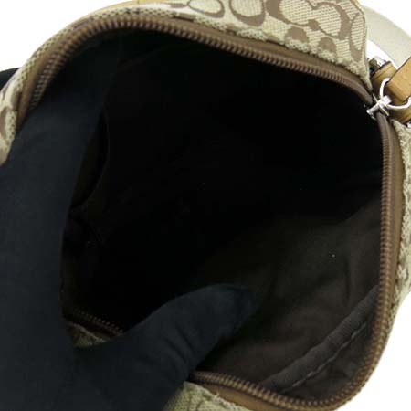 Coach(��ġ) �ñ״�ó �ڰ��� ���� �ΰ� ��� ũ�ν��� �̹���5 - ���̺��� �߰���ǰ