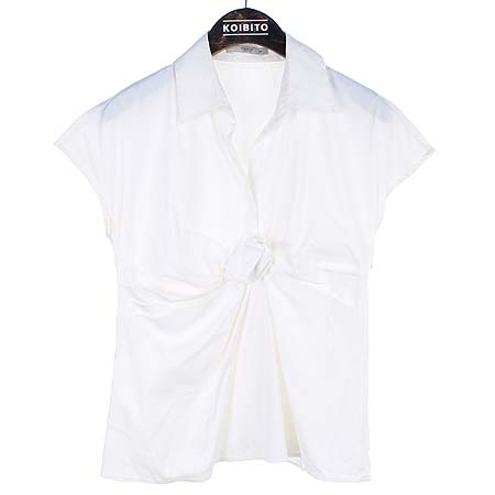 �����  ����