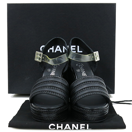 ����  ����