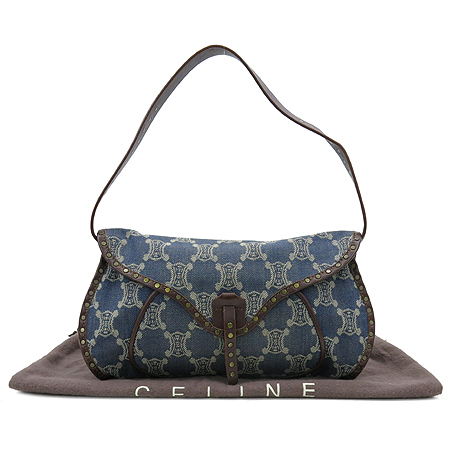 ������  �����